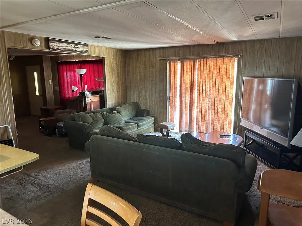 3458 Silver Bow, Las Vegas, NV 89115