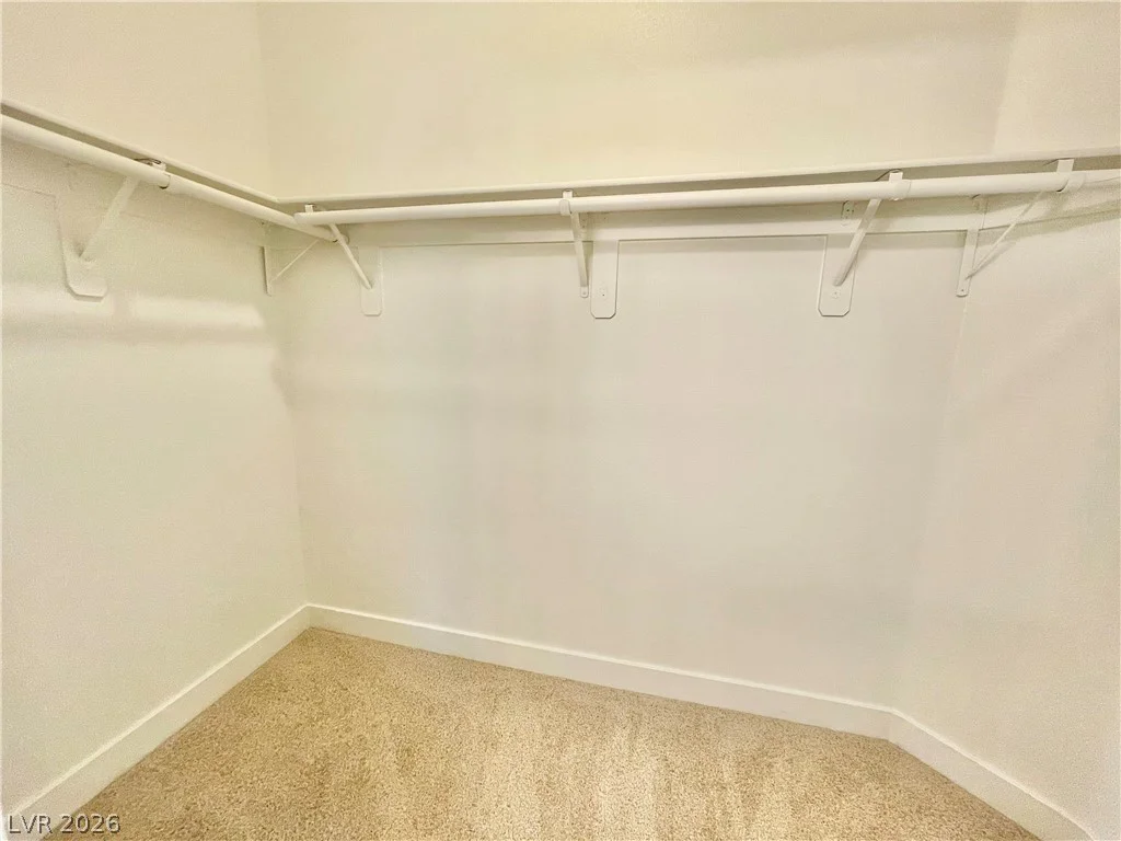 5944 Trickling Descent, Henderson, NV 89011