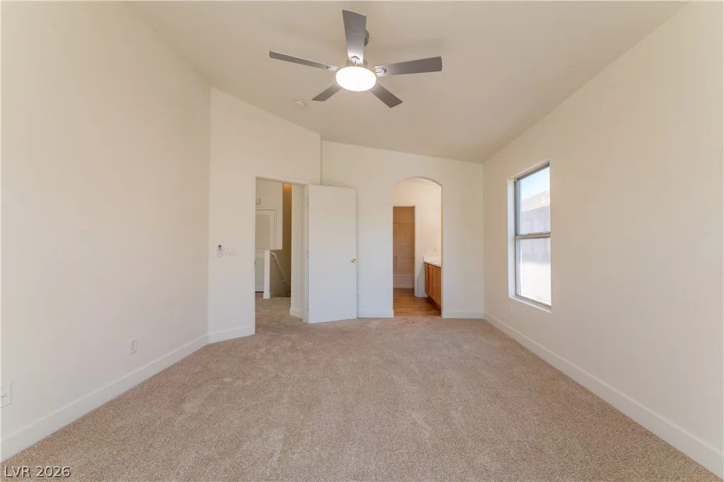 5944 Trickling Descent, Henderson, NV 89011