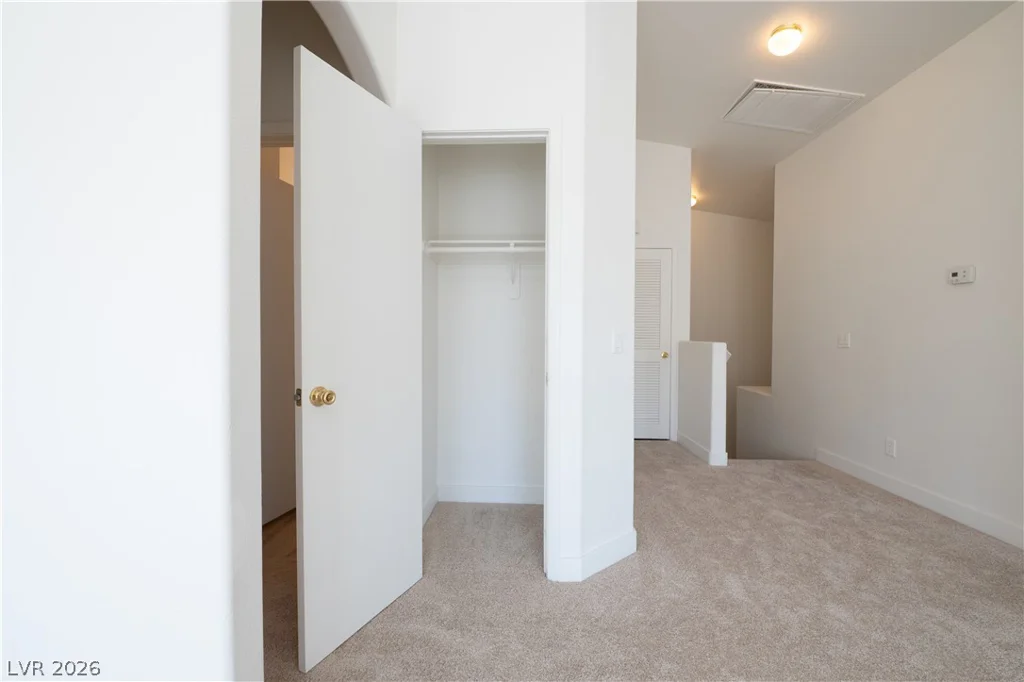 5944 Trickling Descent, Henderson, NV 89011
