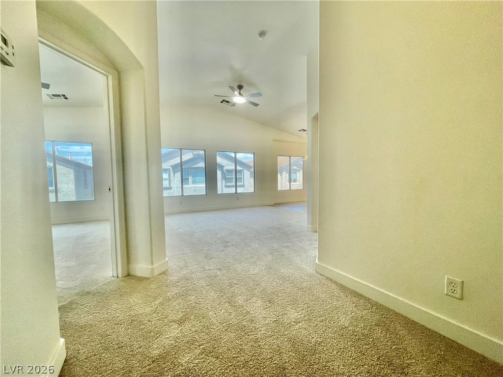 5944 Trickling Descent, Henderson, NV 89011