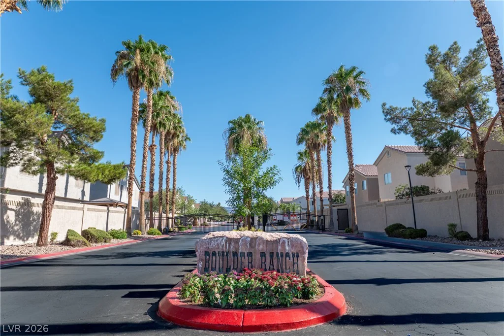 5944 Trickling Descent, Henderson, NV 89011