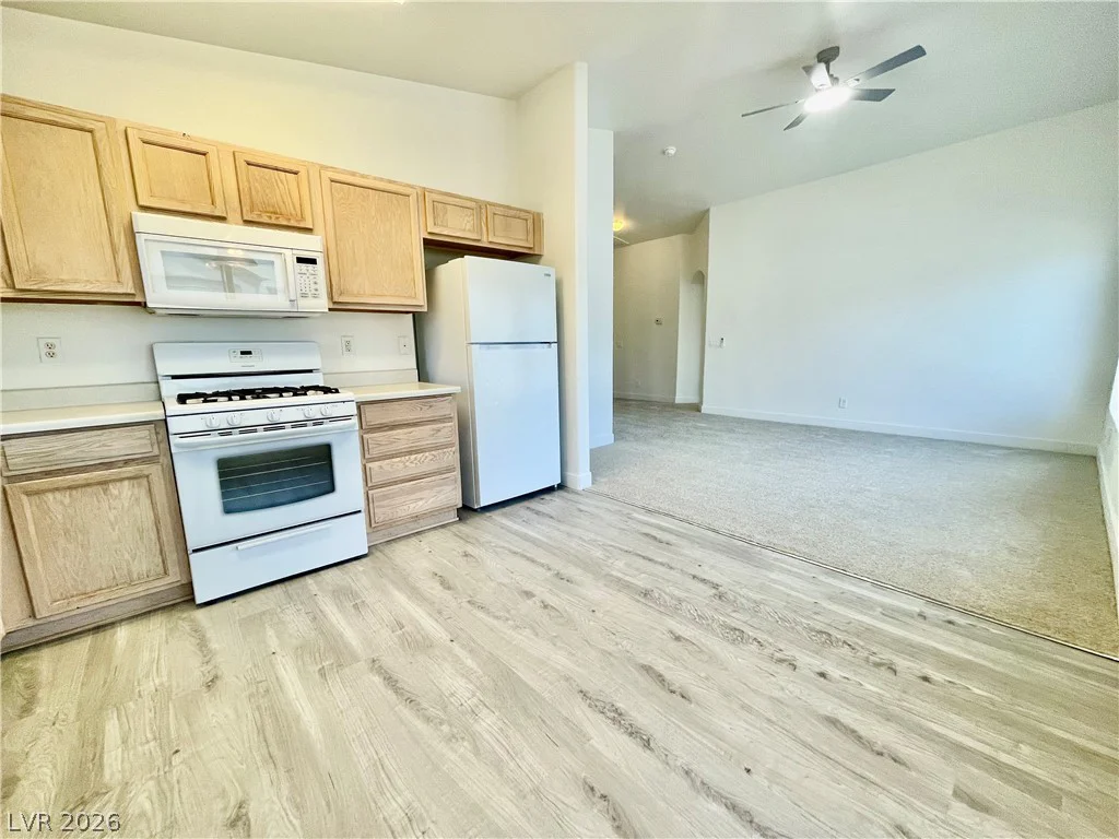 5944 Trickling Descent, Henderson, NV 89011