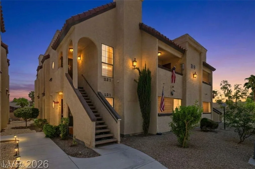 1751 Reno, Las Vegas, NV 89119