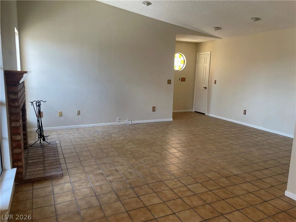 1751 Reno, Las Vegas, NV 89119