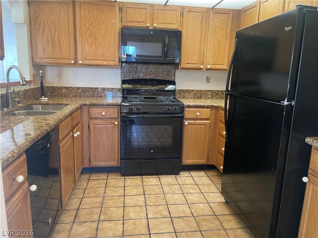 1751 Reno, Las Vegas, NV 89119