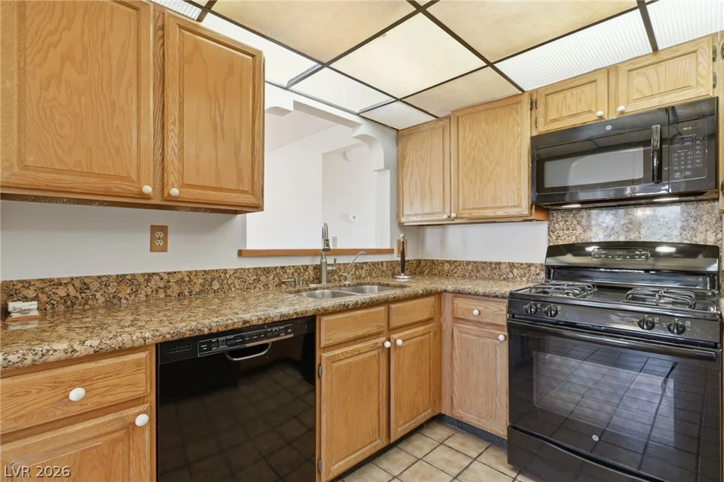 1751 Reno, Las Vegas, NV 89119