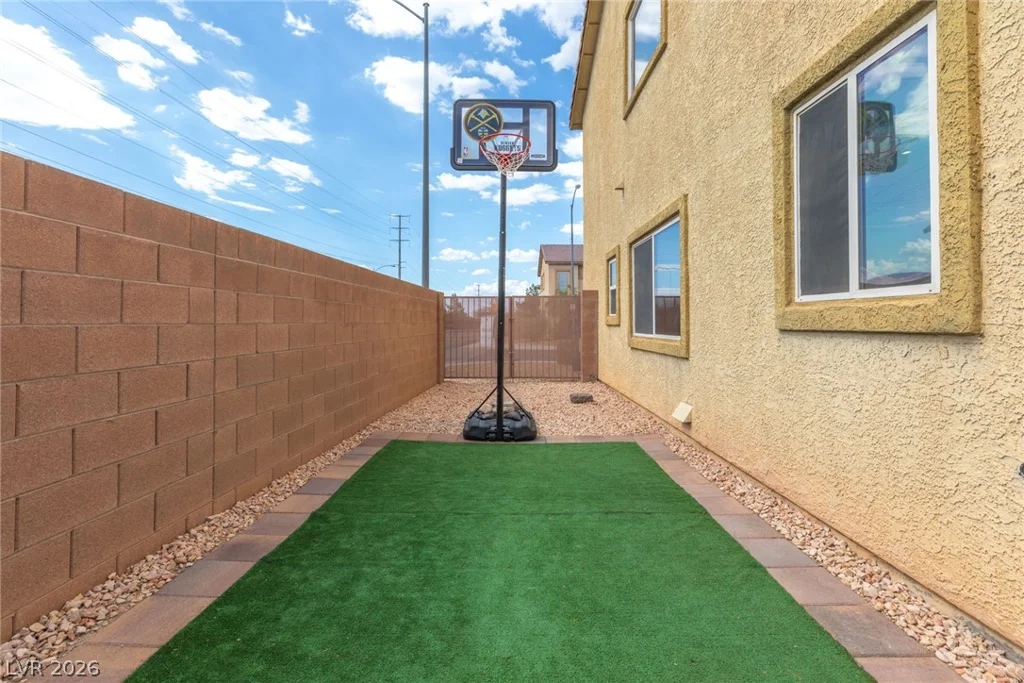 5181 Gilleran, Las Vegas, NV 89139