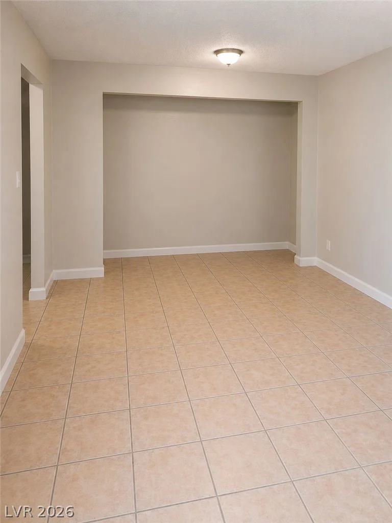 6938 Issac, Las Vegas, NV 89156