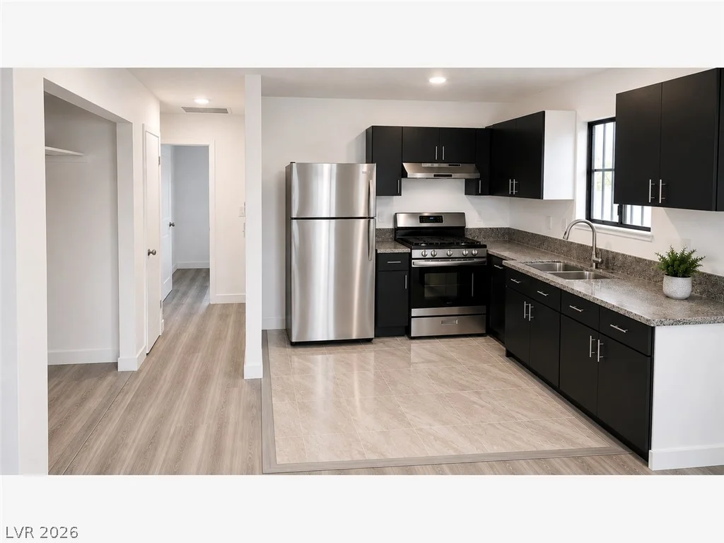 6938 Issac, Las Vegas, NV 89156