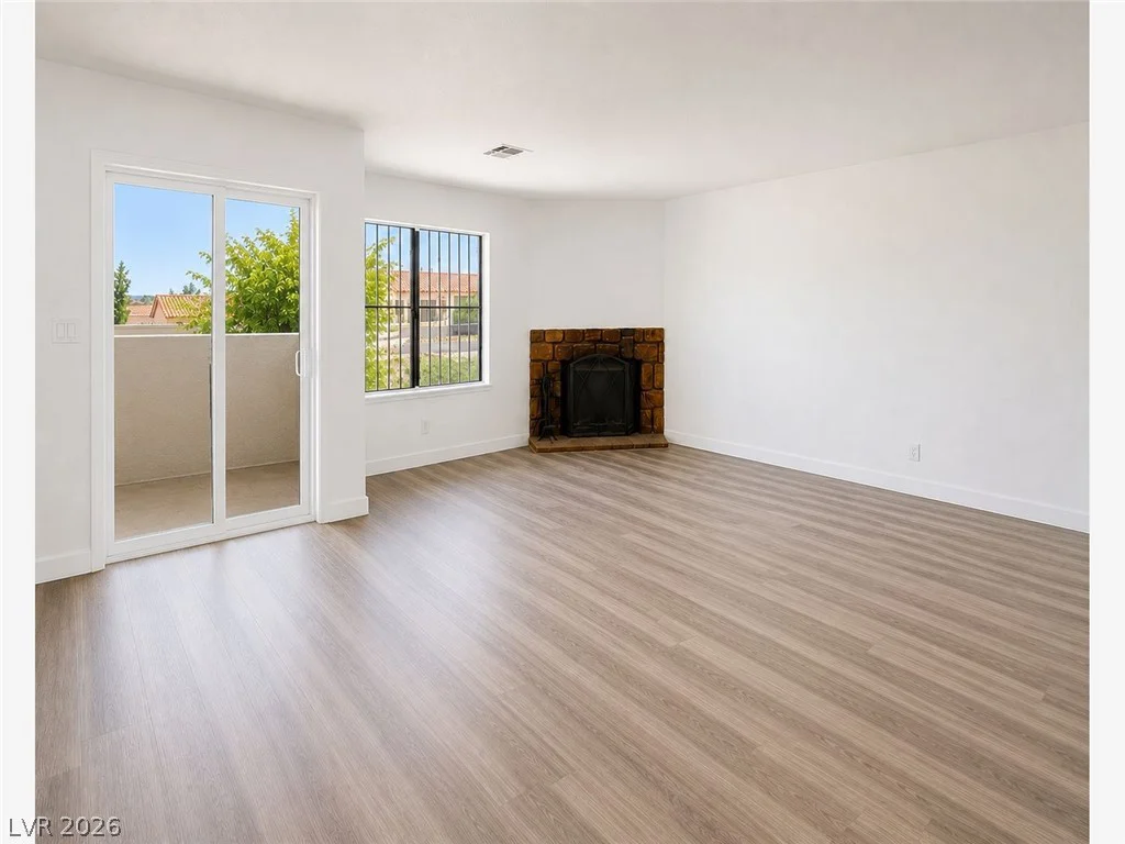 6938 Issac, Las Vegas, NV 89156