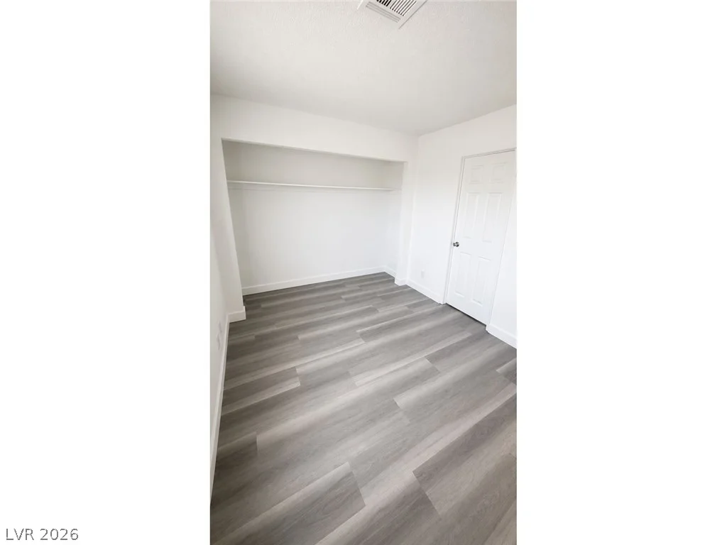 6938 Issac, Las Vegas, NV 89156