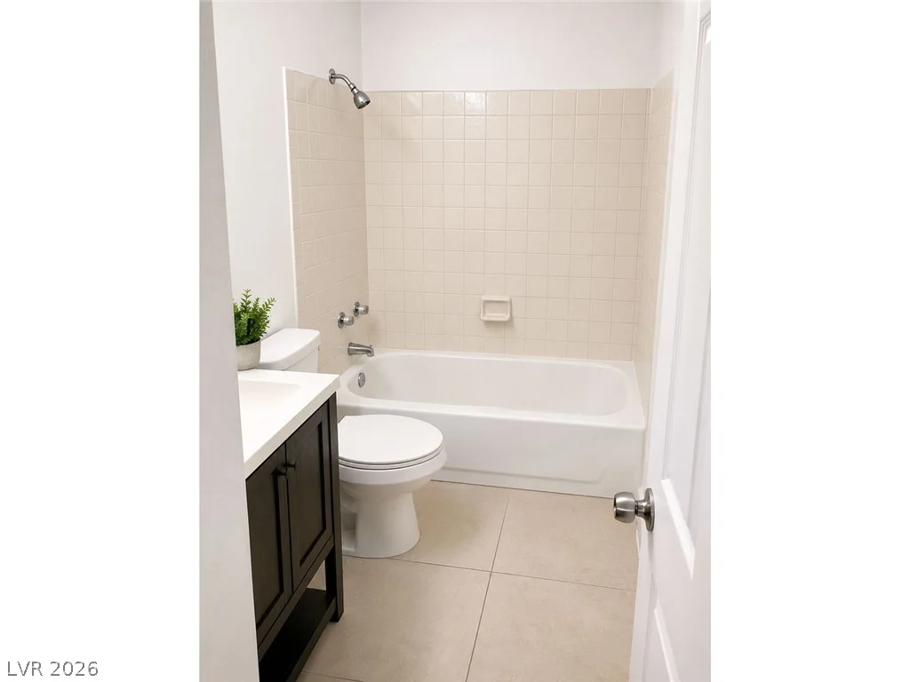 6938 Issac, Las Vegas, NV 89156