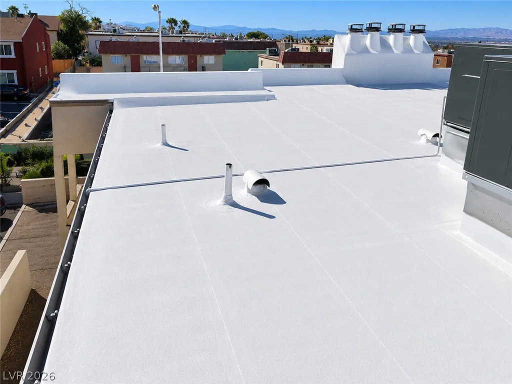6938 Issac, Las Vegas, NV 89156