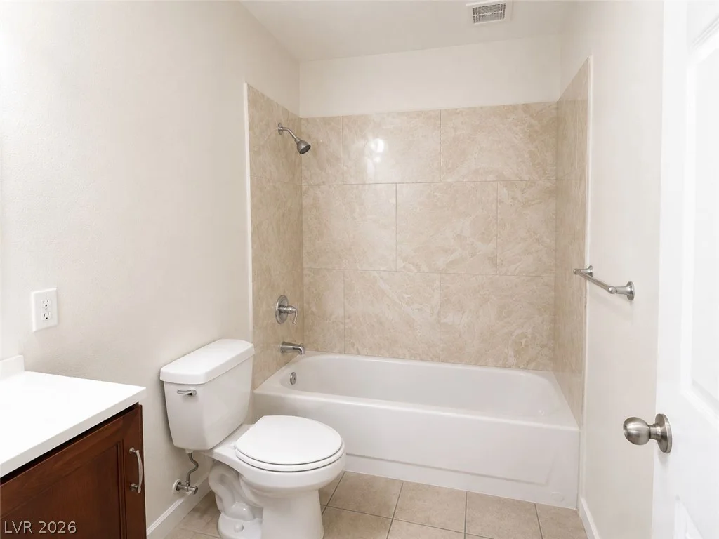 6938 Issac, Las Vegas, NV 89156