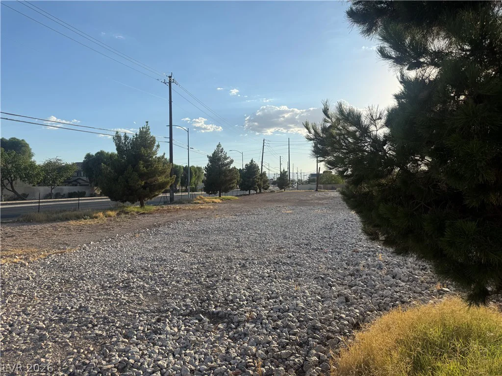 51 Madge, Las Vegas, NV 89110