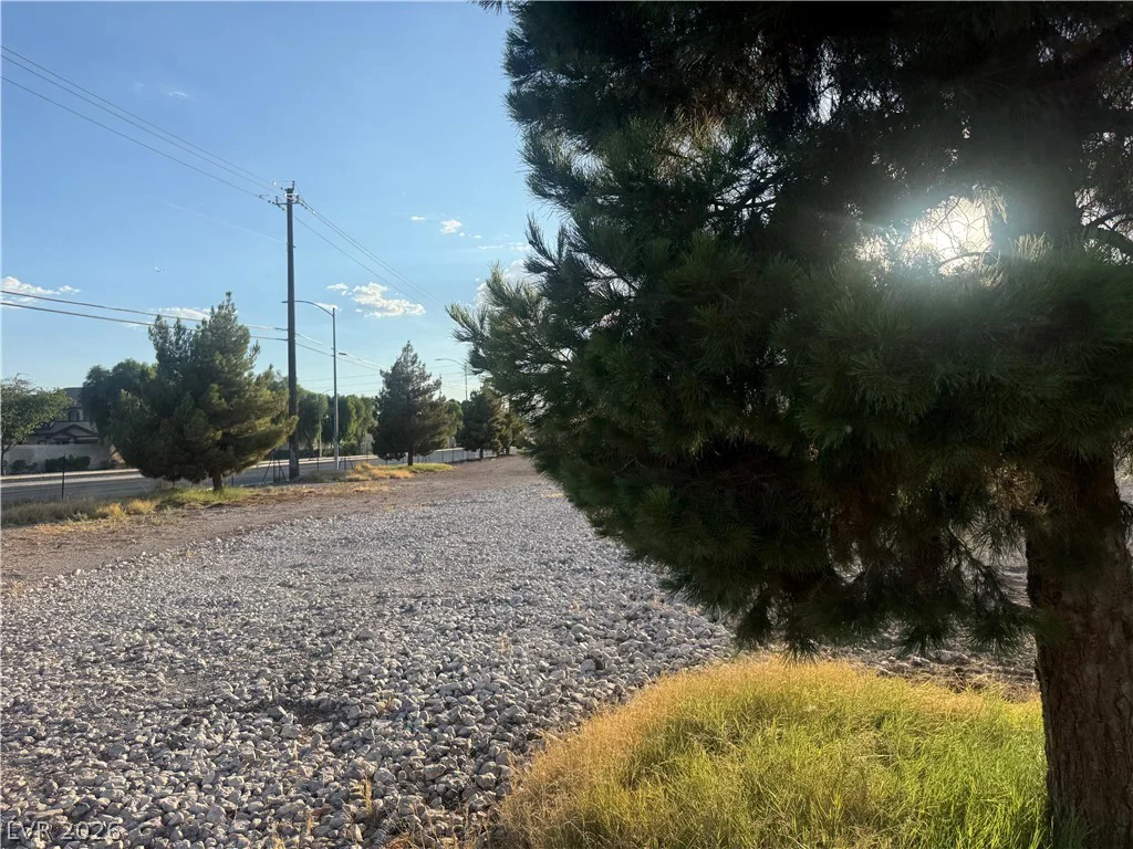 51 Madge, Las Vegas, NV 89110