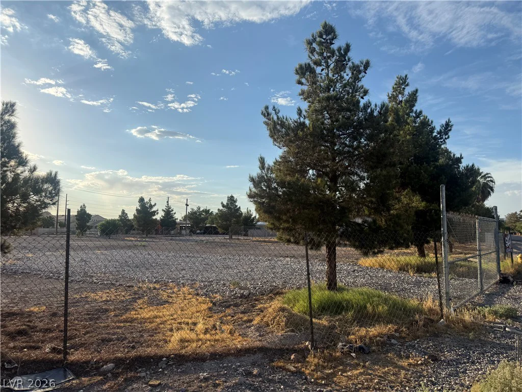 51 Madge, Las Vegas, NV 89110