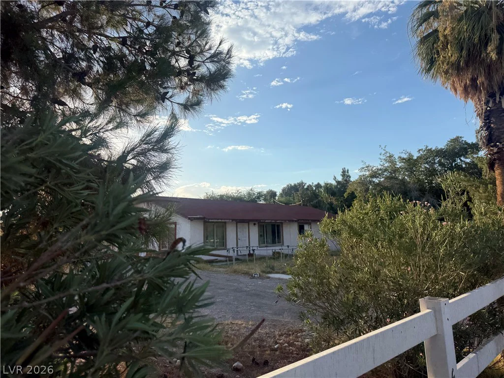 51 Madge, Las Vegas, NV 89110