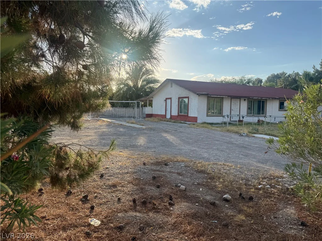 51 Madge, Las Vegas, NV 89110