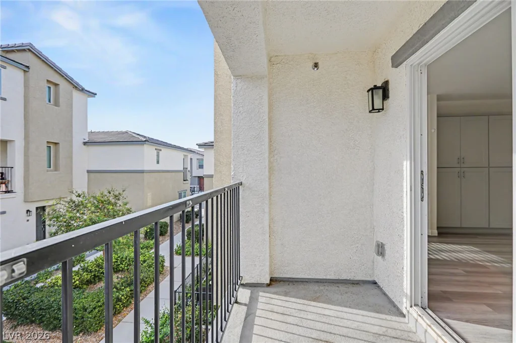 12328 Golden Wreath, Las Vegas, NV 89183