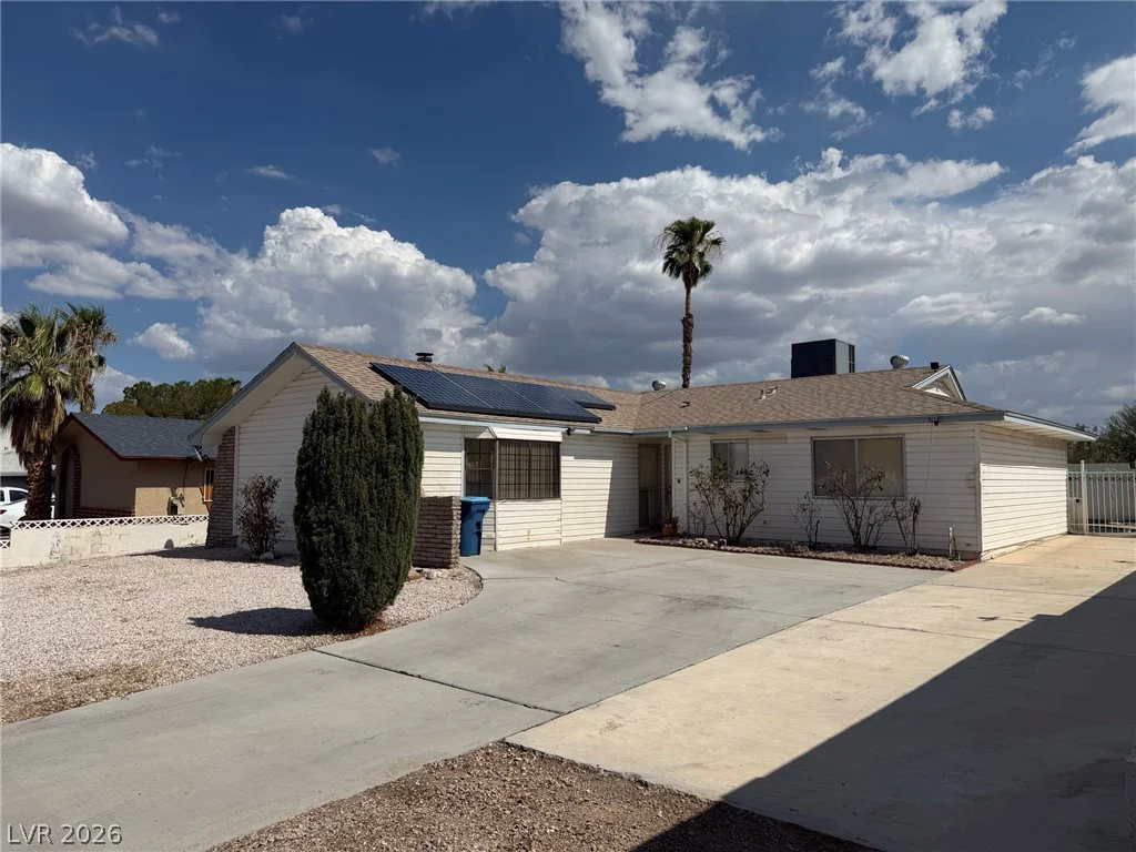 12328 Golden Wreath, Las Vegas, NV 89183