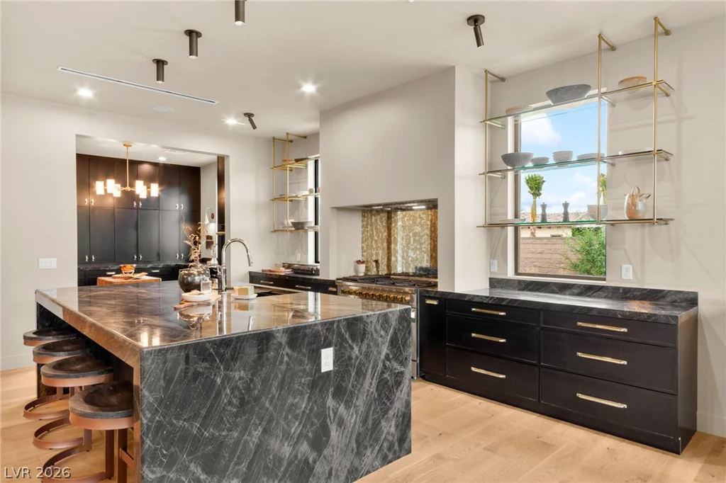 8565 Stange, Las Vegas, NV 89129