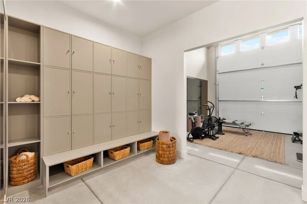 8565 Stange, Las Vegas, NV 89129
