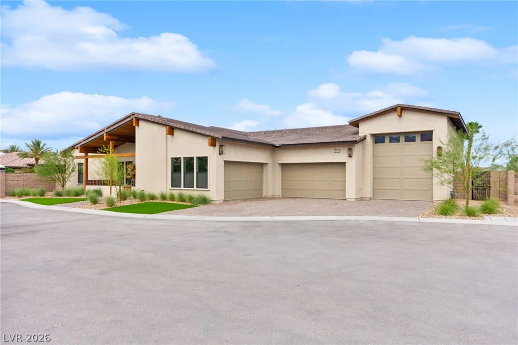 8565 Stange, Las Vegas, NV 89129