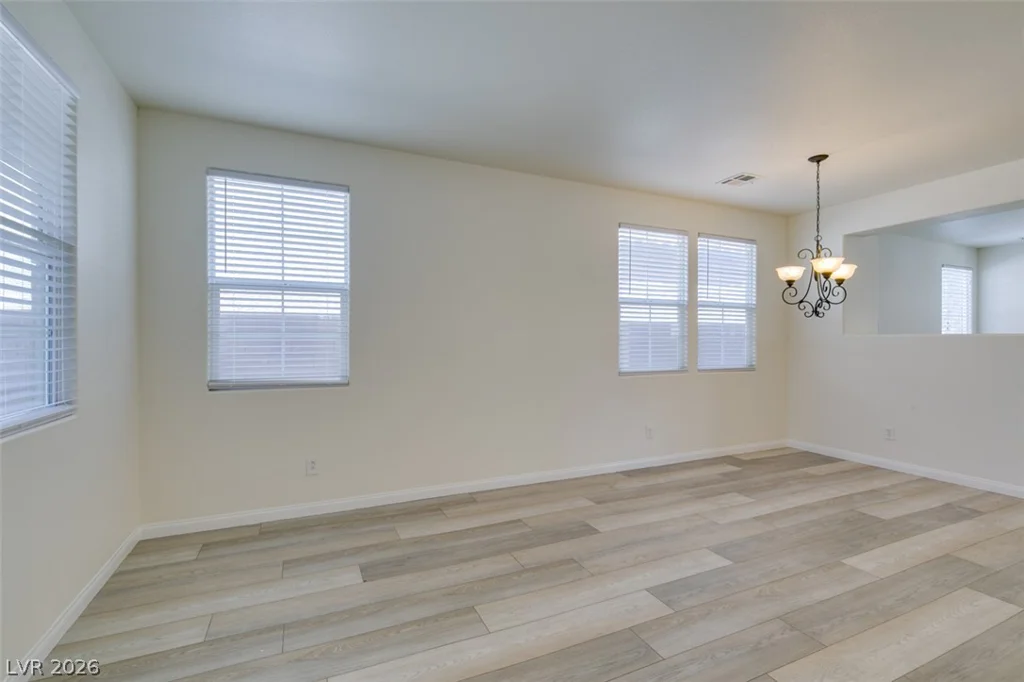 10006 Dancing Lasso, Las Vegas, NV 89178