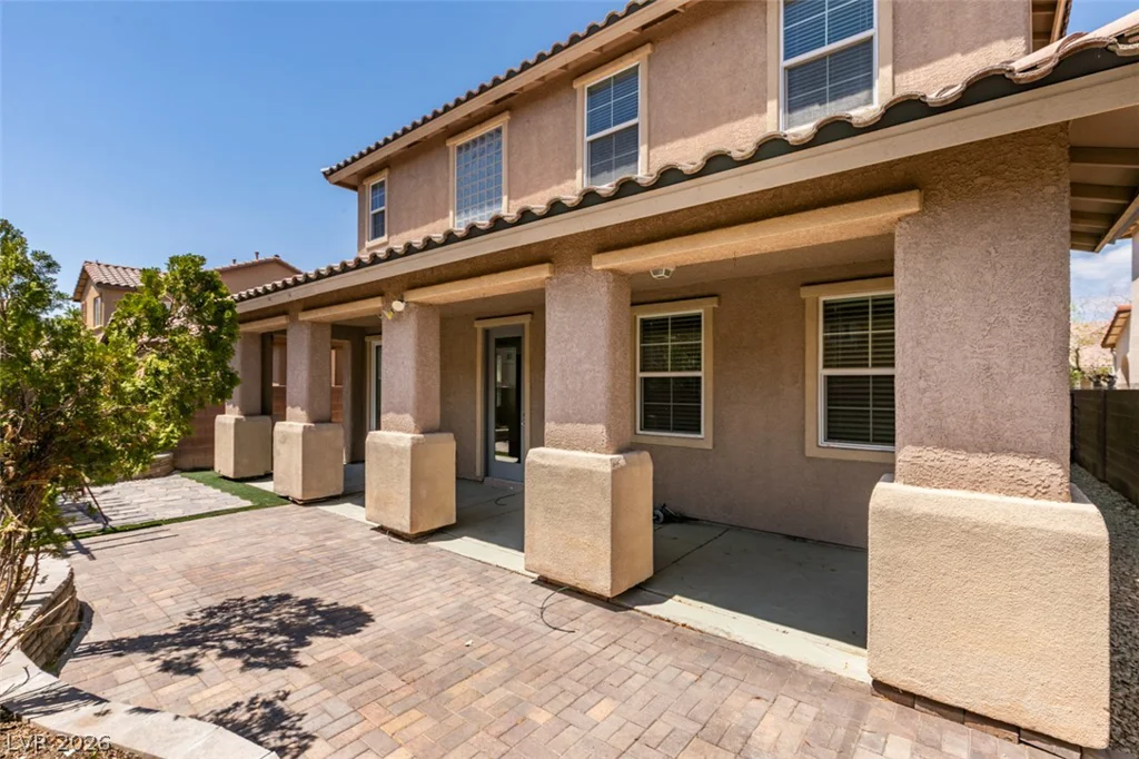 10006 Dancing Lasso Court, Las Vegas, NV 89178