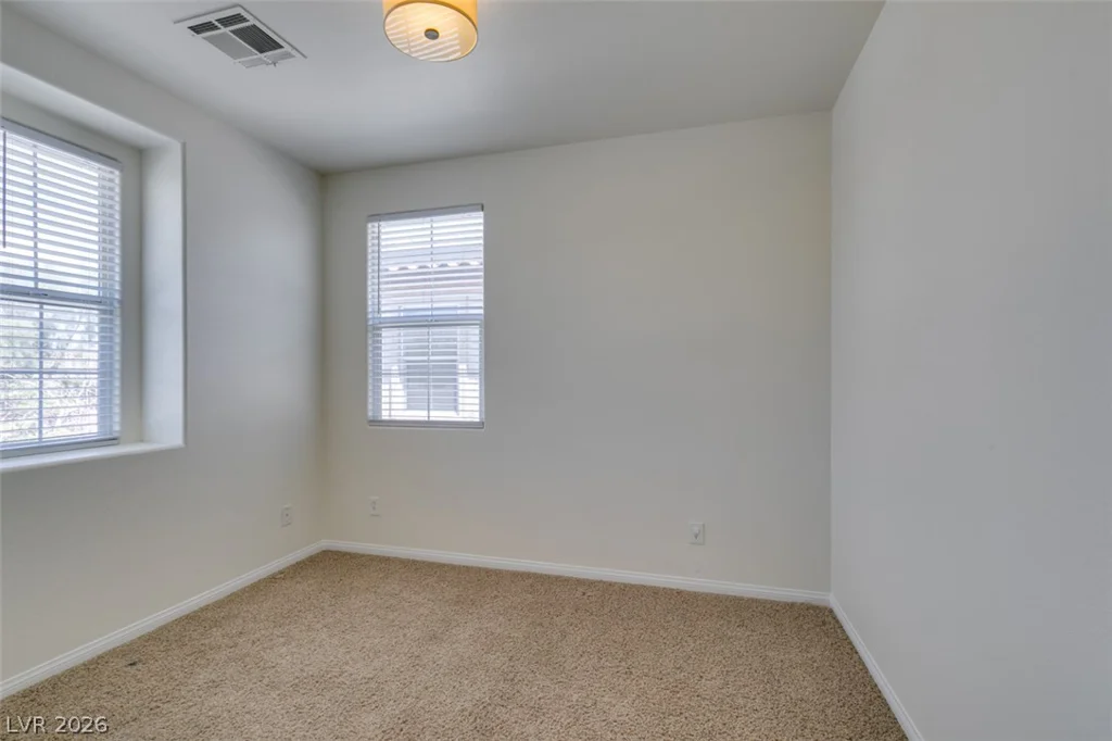 10006 Dancing Lasso, Las Vegas, NV 89178