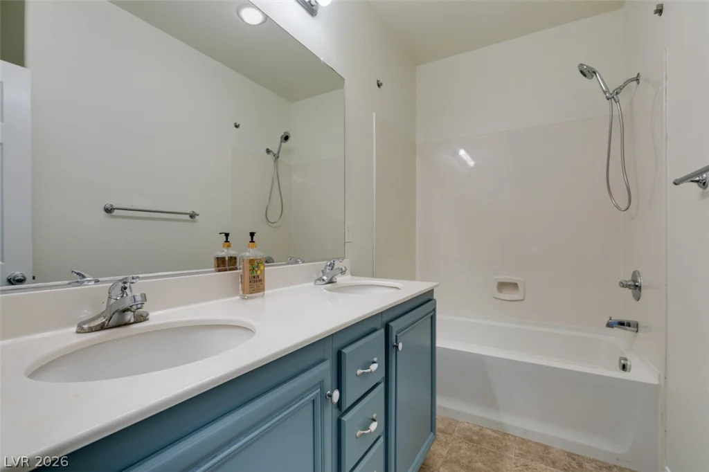 10006 Dancing Lasso, Las Vegas, NV 89178