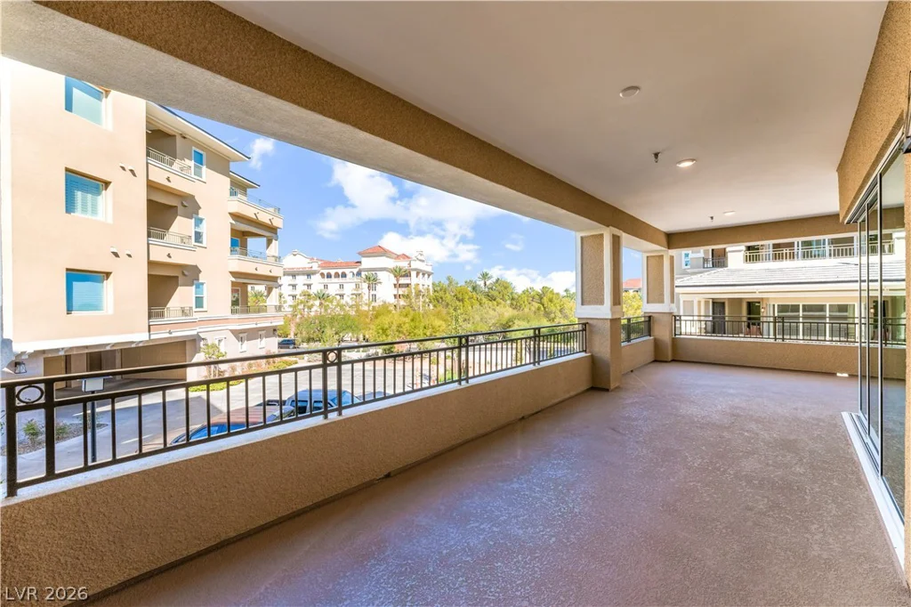 9132 Las Manaitas, Las Vegas, NV 89144
