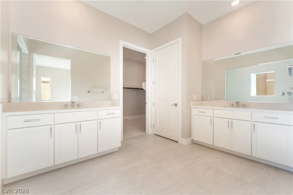 9132 Las Manaitas, Las Vegas, NV 89144