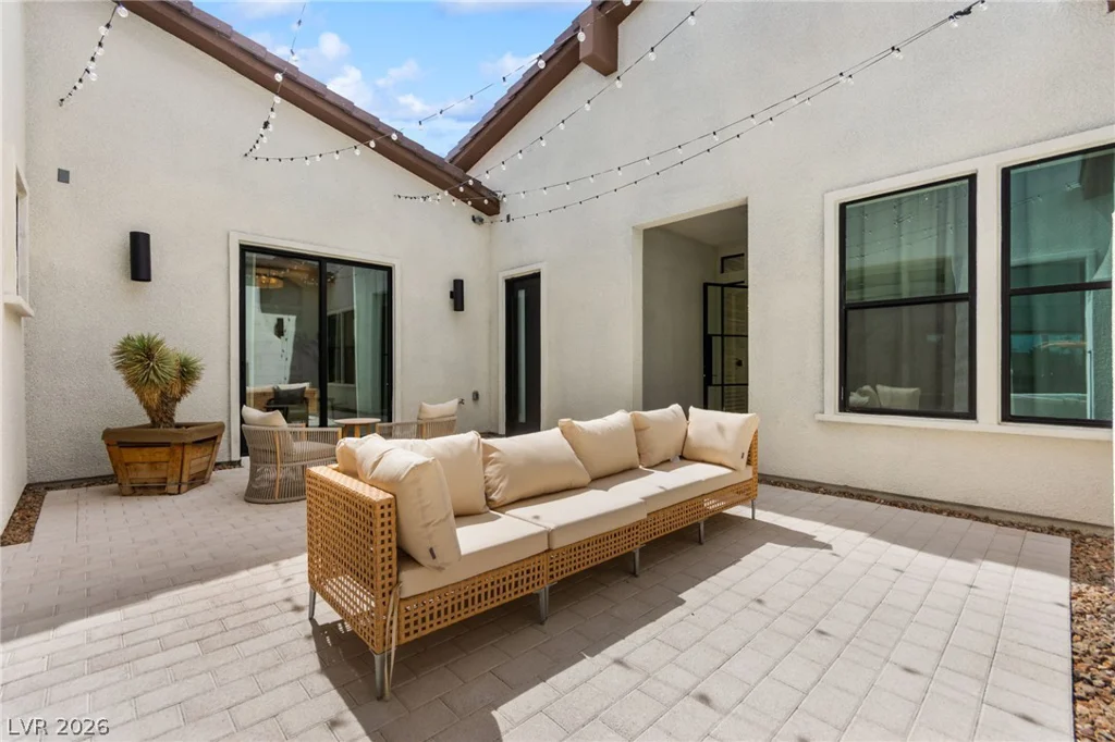 8575 Stange, Las Vegas, NV 89129