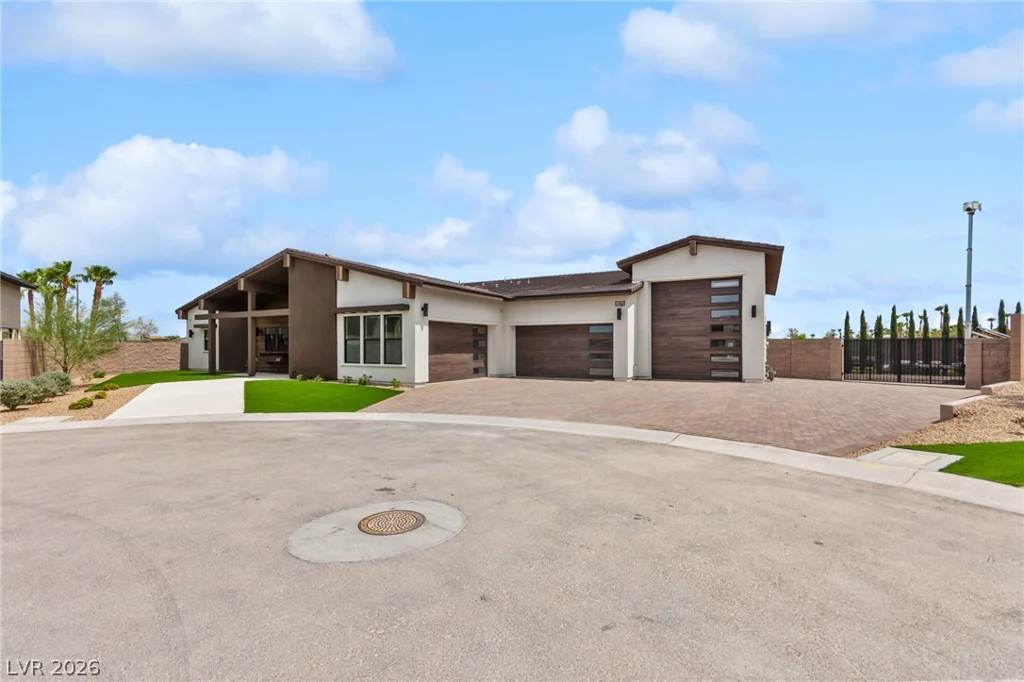 8575 Stange, Las Vegas, NV 89129