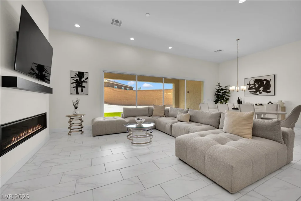8835 Tenaya, Las Vegas, NV 89113