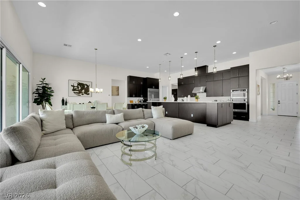 8835 Tenaya, Las Vegas, NV 89113