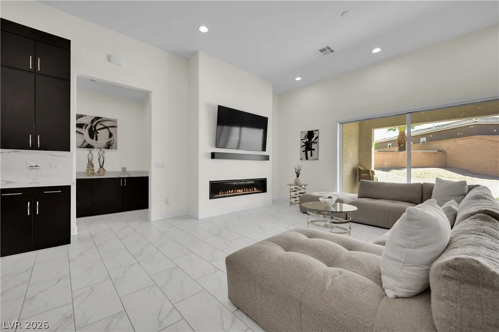 8835 Tenaya, Las Vegas, NV 89113