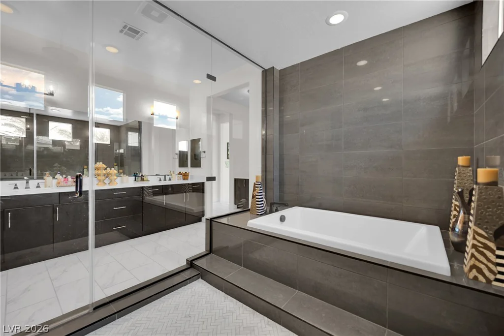 8835 Tenaya, Las Vegas, NV 89113