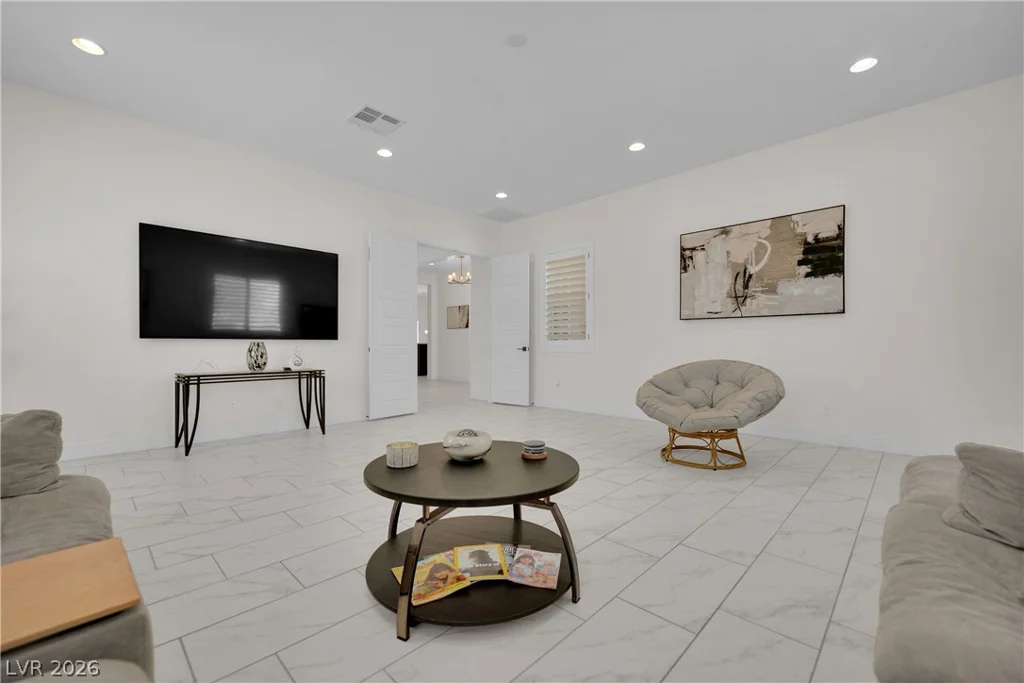 8835 Tenaya, Las Vegas, NV 89113