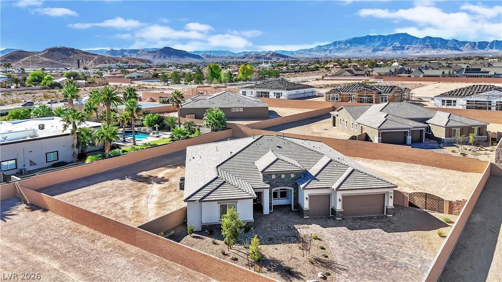 8835 Tenaya, Las Vegas, NV 89113