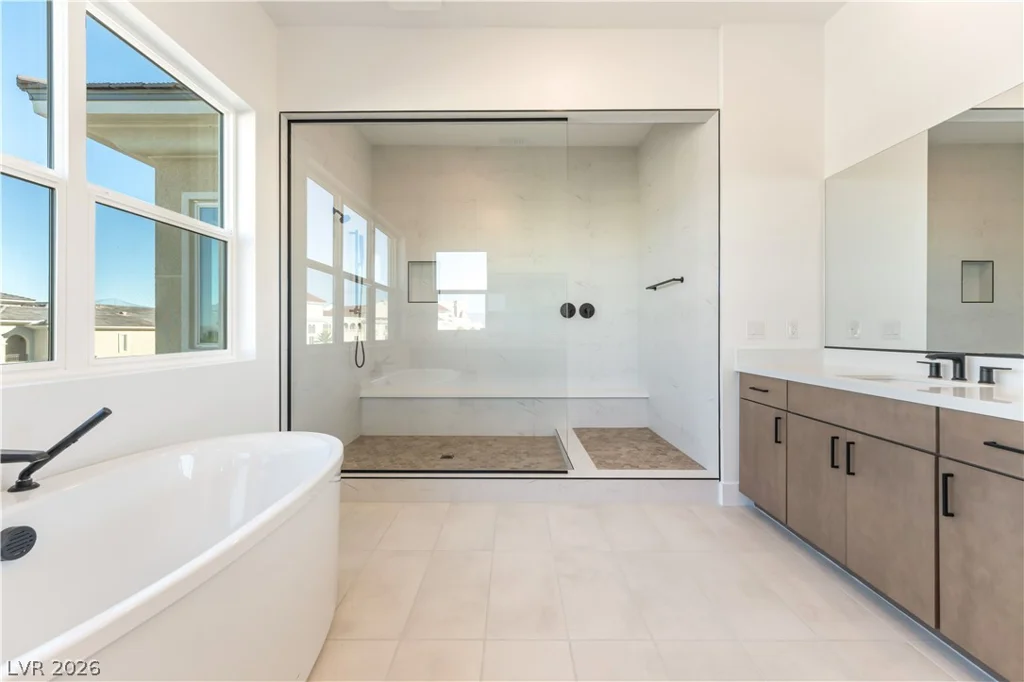 9132 Las Manaitas, Las Vegas, NV 89144