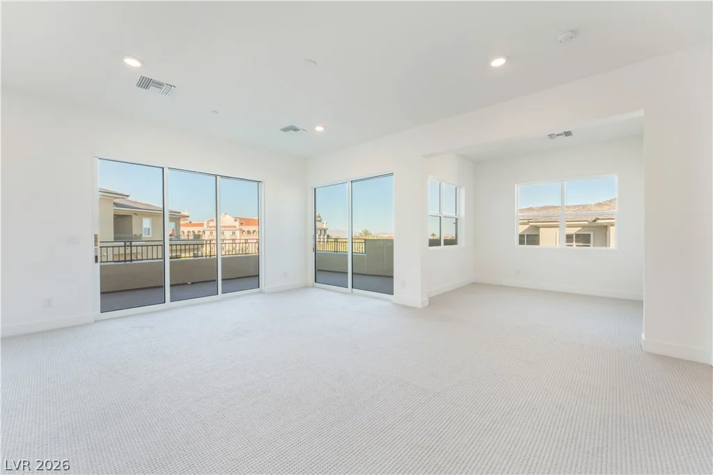 9132 Las Manaitas, Las Vegas, NV 89144