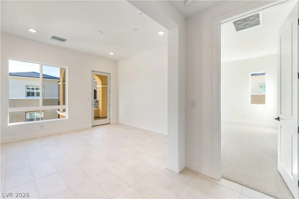 9132 Las Manaitas, Las Vegas, NV 89144