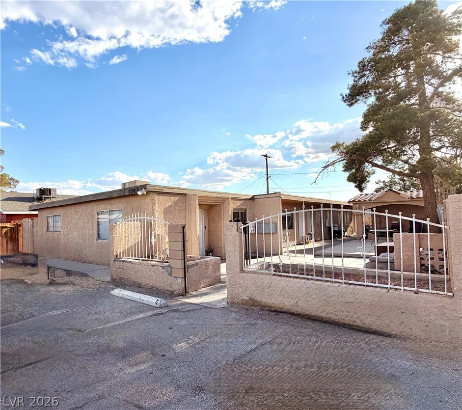 1967 Linn, Las Vegas, NV 89156