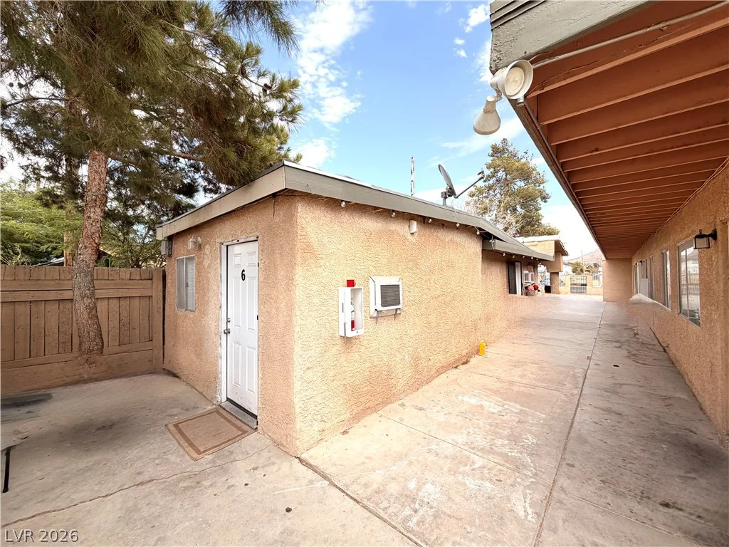 1967 Linn, Las Vegas, NV 89156