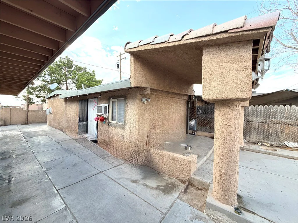 1967 Linn, Las Vegas, NV 89156