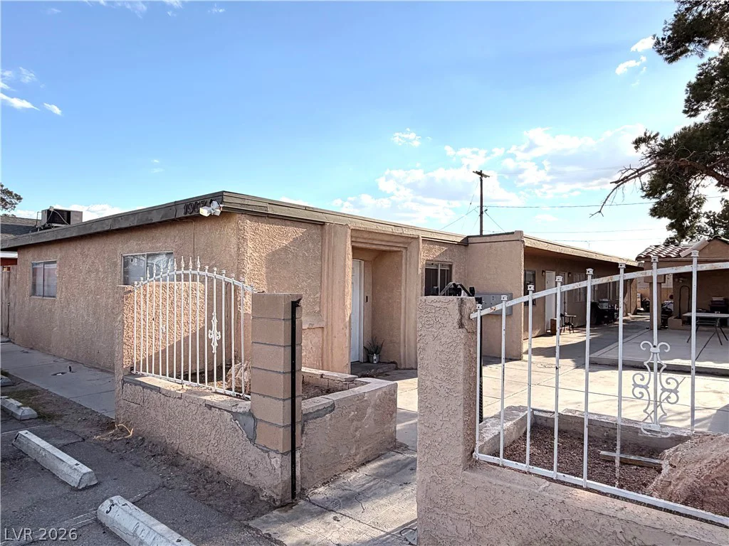 1967 Linn, Las Vegas, NV 89156